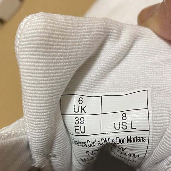 Dr. Martens Canvas White High-Top Boots. NWOT - Picture 6 of 6